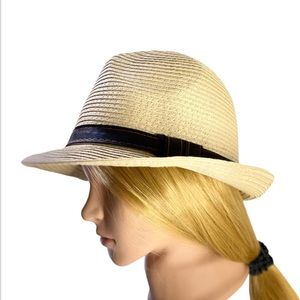 NEW Cyd 100 Paper Design in Canada Hat Size OS